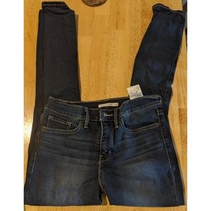 LEVI 311 NWOT SHAPING SKINNY JEANS